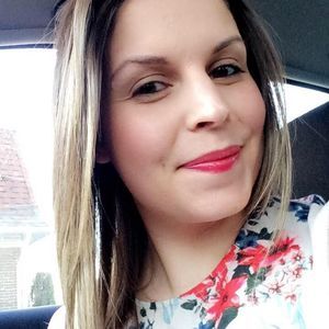 Meet your Posher, Émilie